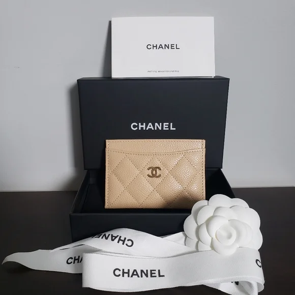 Chanel Beige Clair Classic Cardholder - Picture 1 of 14